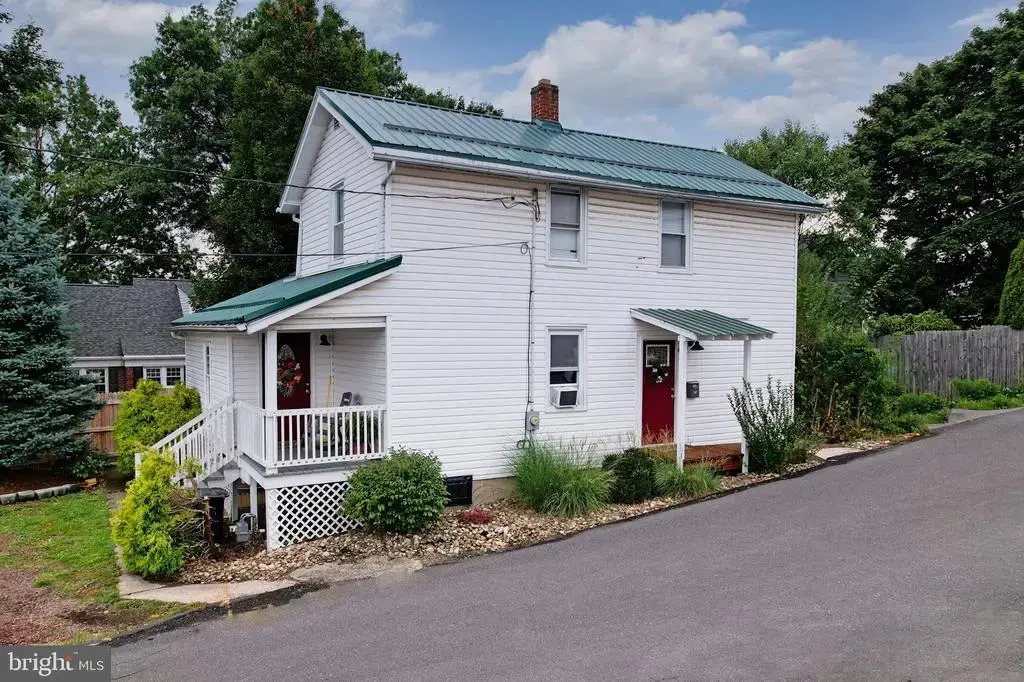18 Park St, FROSTBURG