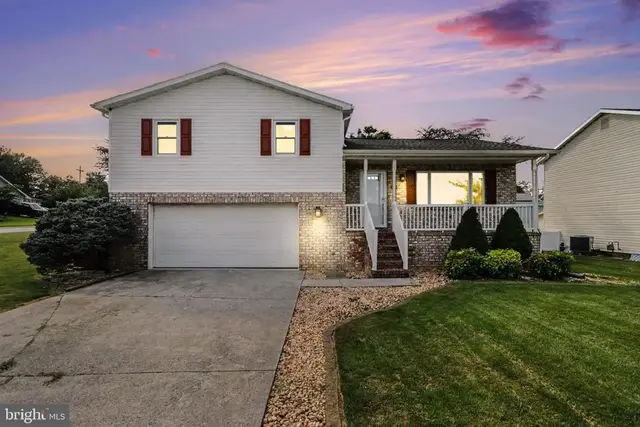 100 Amanda Ave, Hanover