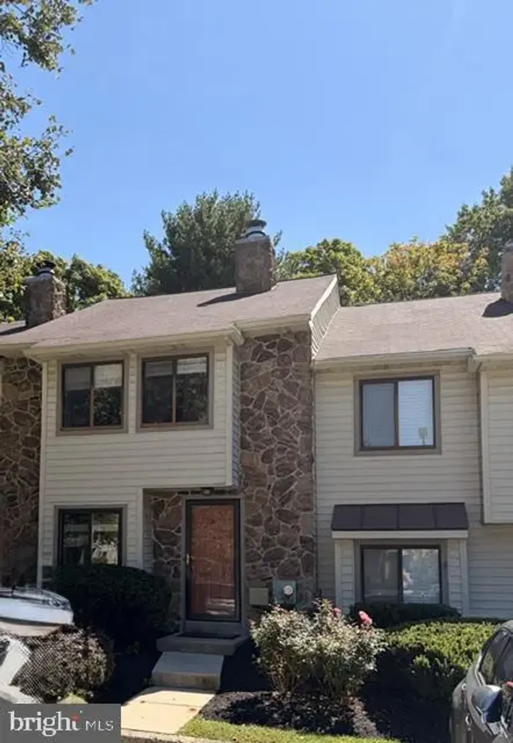 24 Flintlock Ln, CHESTERBROOK