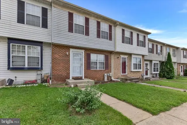 73 Chelmsford Ct, Middle River