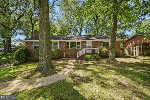 2168 Armada Dr E, Chesapeake