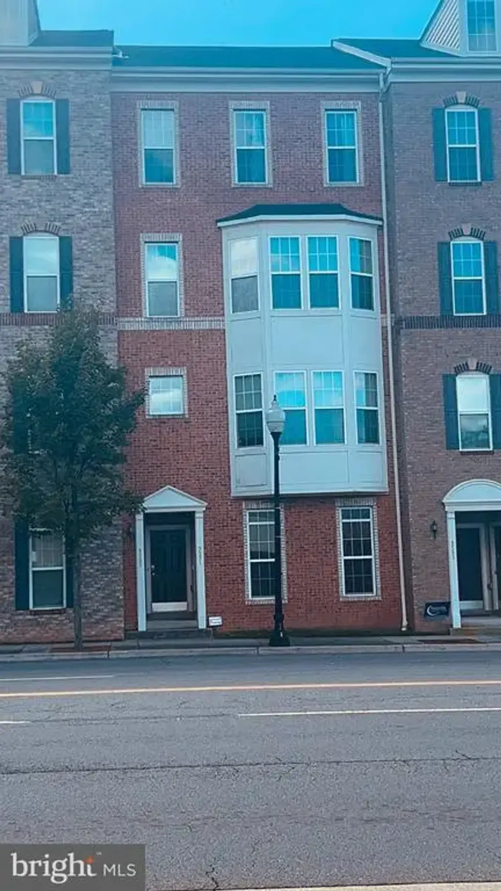 9591 Center St, MANASSAS