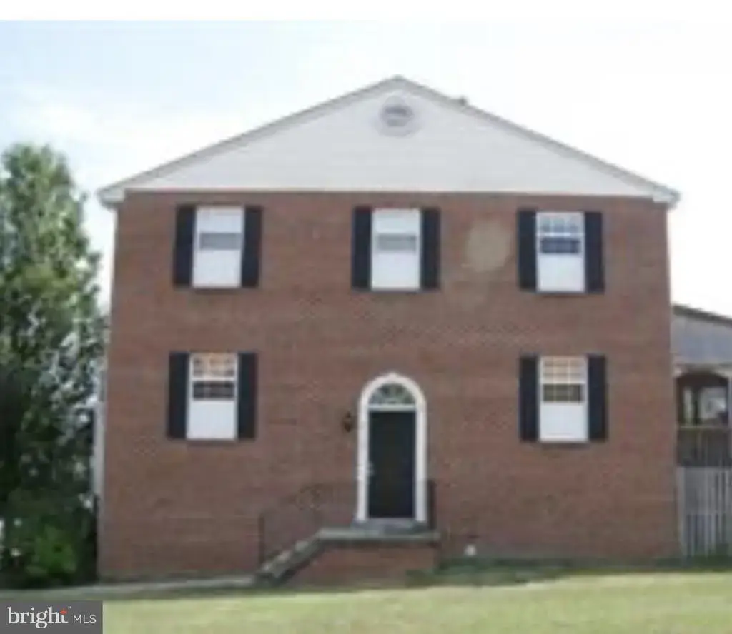 5719 E Boniwood, CLINTON