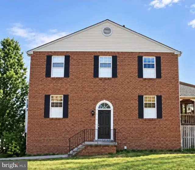 5719 E Boniwood, Clinton