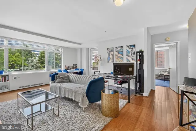 1111 Arlington Blvd #419, Arlington