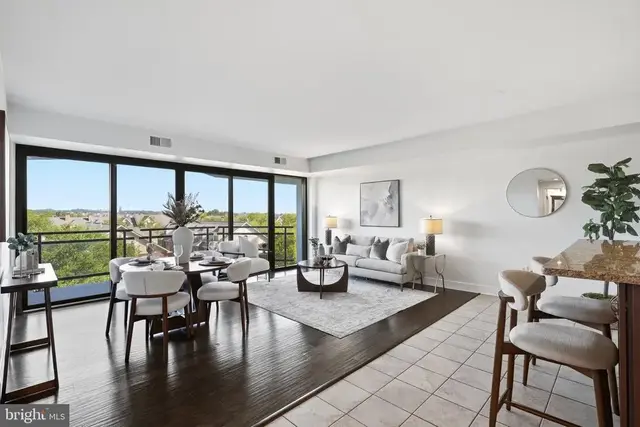 1530 Key Blvd #520, Arlington