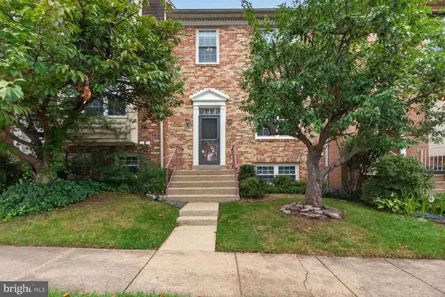 3957 Rosebay Ct, Fairfax