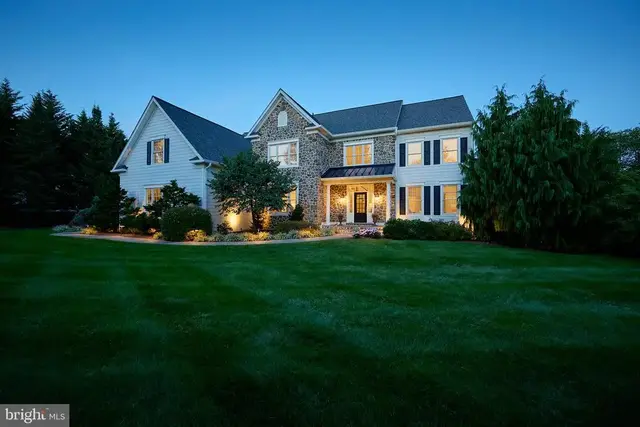 48 Lily Pond Ln, Chester Springs