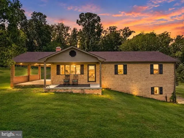 981 Leaksville, Luray