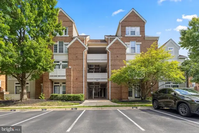 6825 Brindle Heath Way #294 B, Alexandria