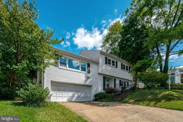 533 N Littleton St, Arlington