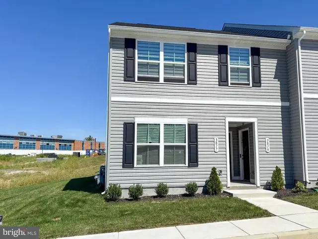 3819 Powell Rd, Brookhaven