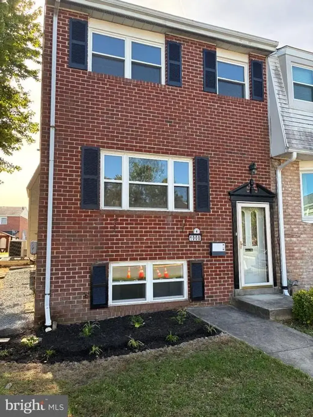 1008 Stormont Cir, HALETHORPE
