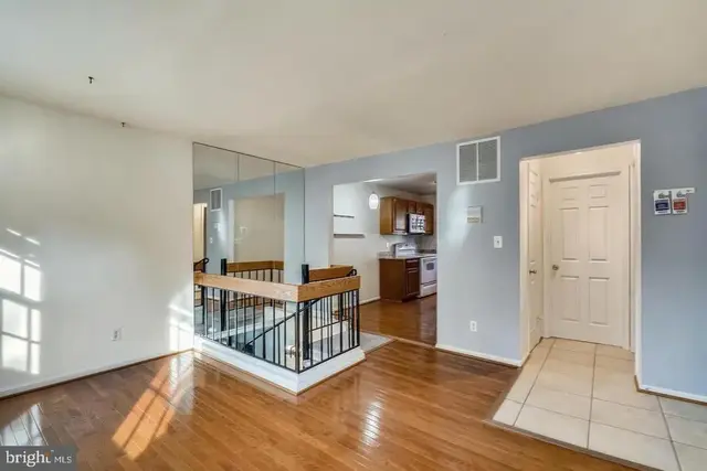 603 Bashford Ln #1, Alexandria