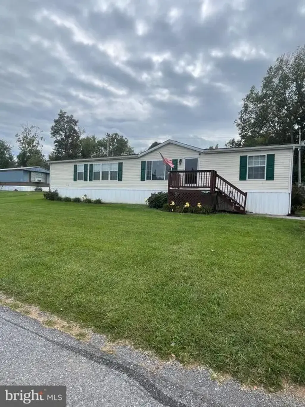 94 Sumter Dr, MARTINSBURG
