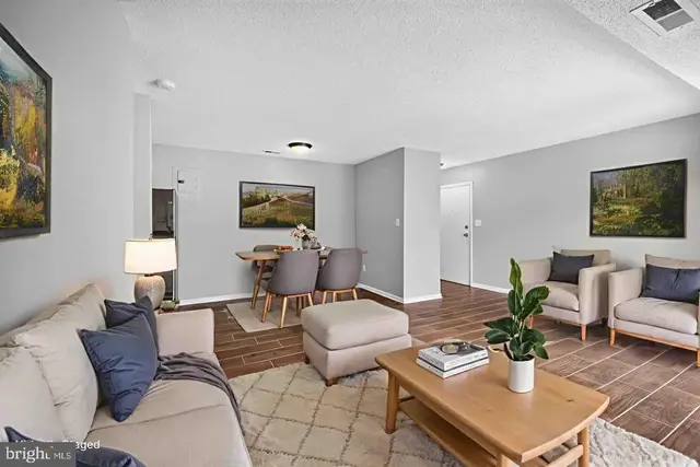 625 Chesapeake St Se #301, Washington