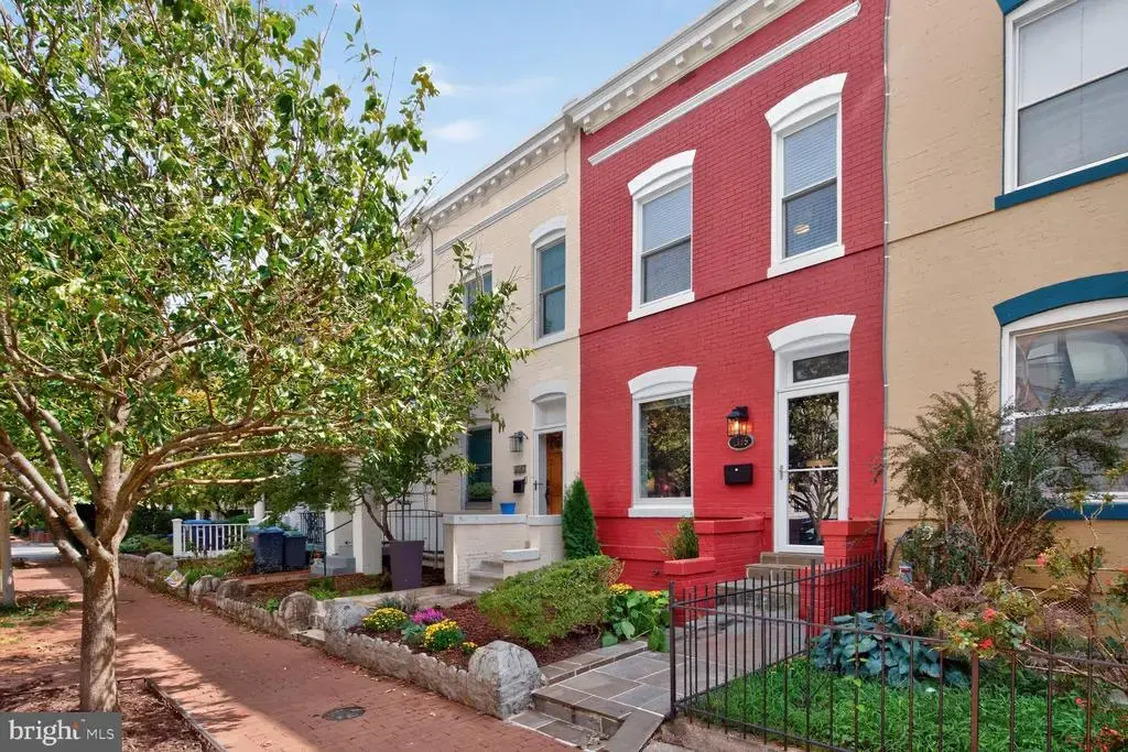 1365 E St Se, WASHINGTON