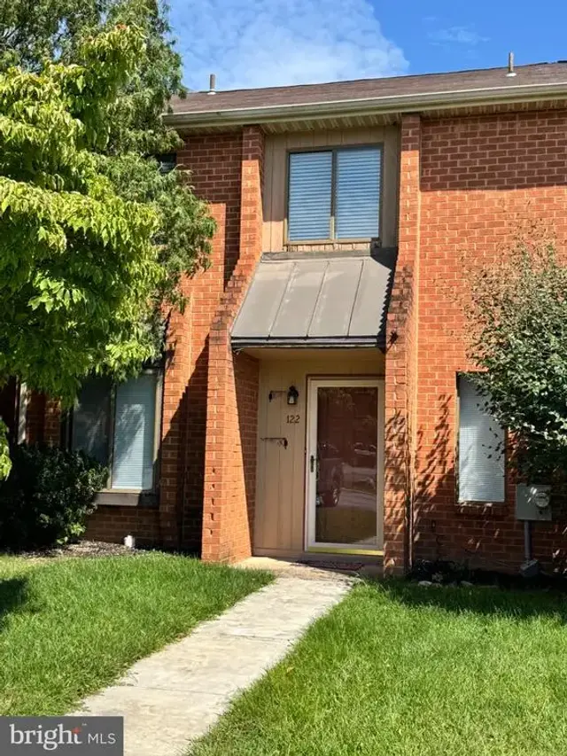 122 Caernarvon Ct, Exton