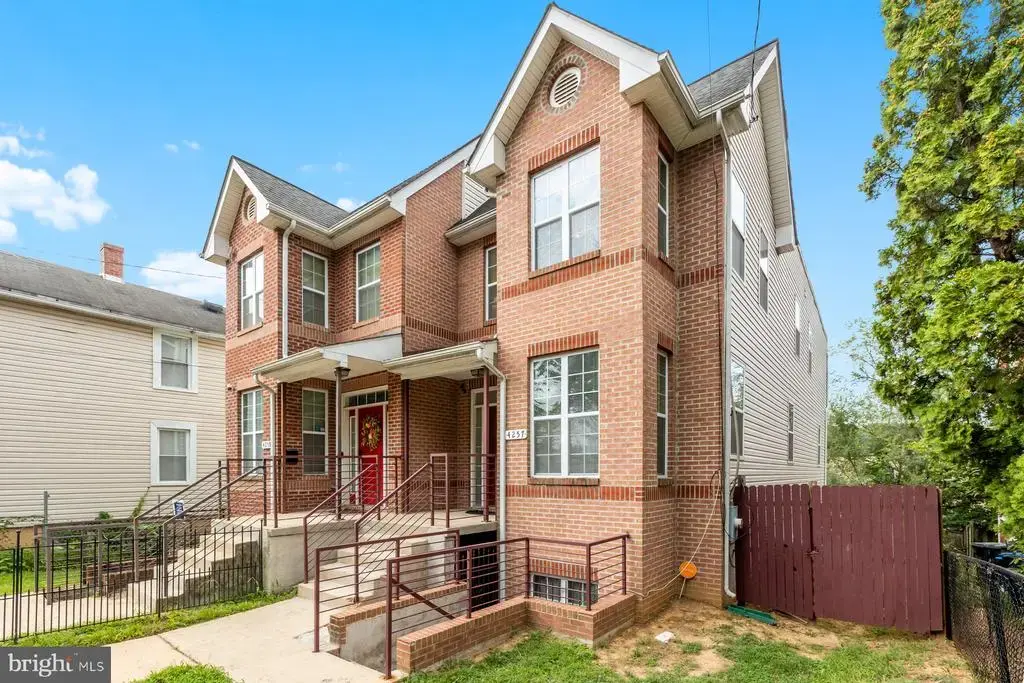 4257 Brooks St Ne, WASHINGTON