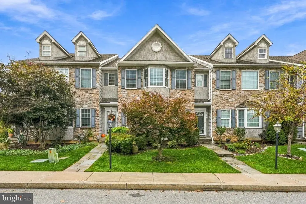 616 Bowers Dr, WEST CHESTER