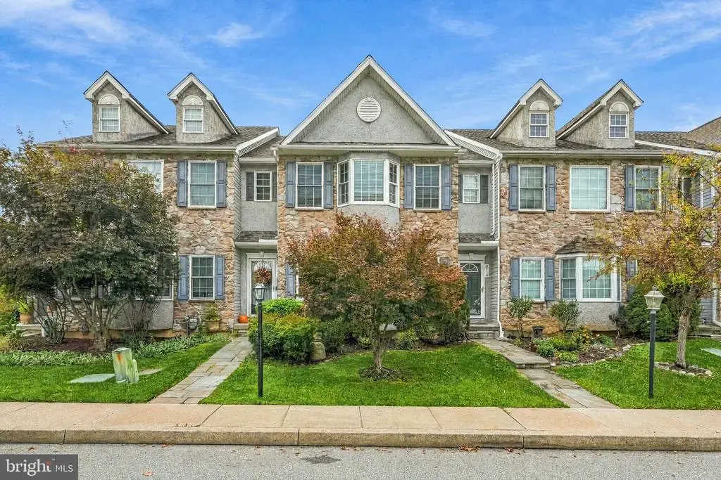 616 Bowers Dr, WEST CHESTER