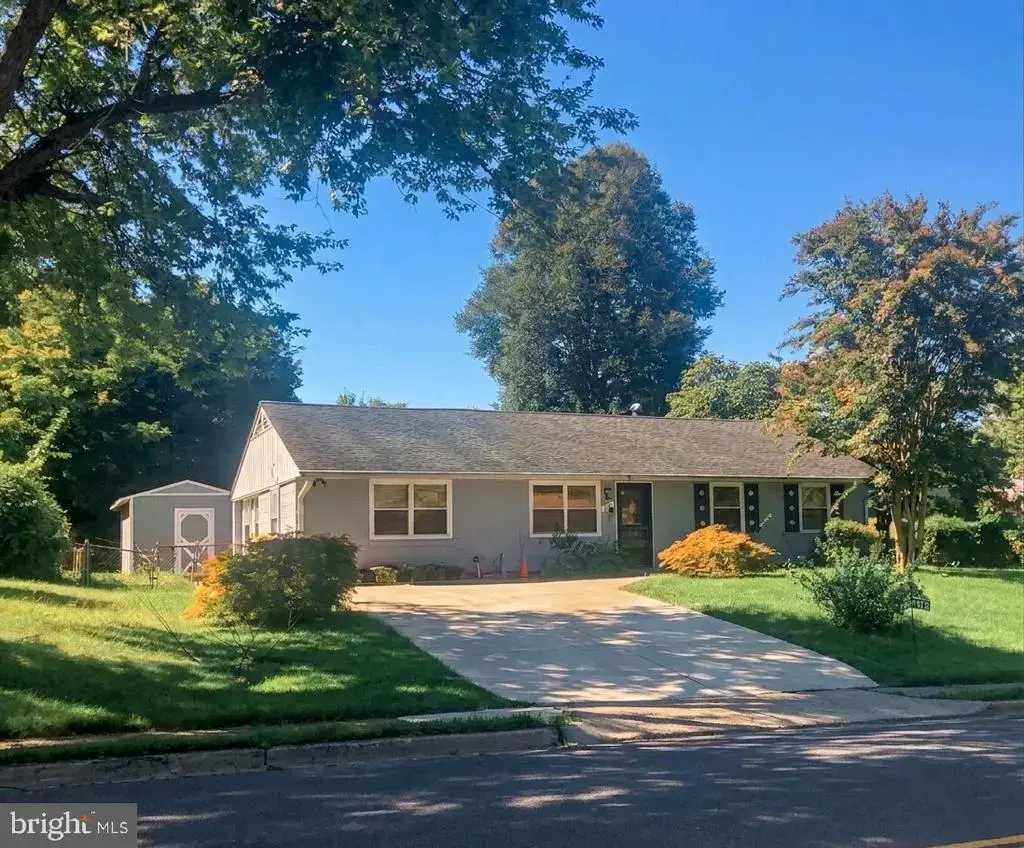 7705 Kalorama Rd, ANNANDALE
