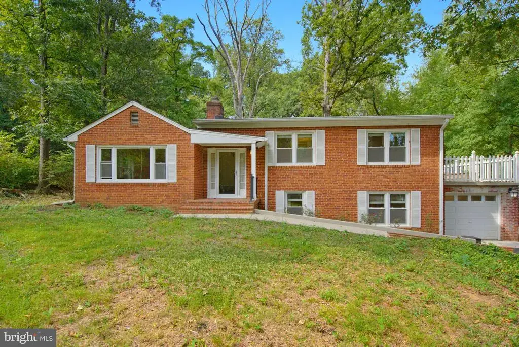 2244 Providence St, FALLS CHURCH