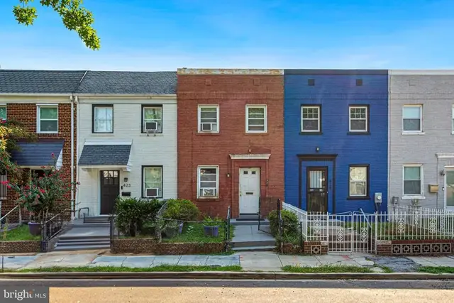 421 20th St Ne, Washington
