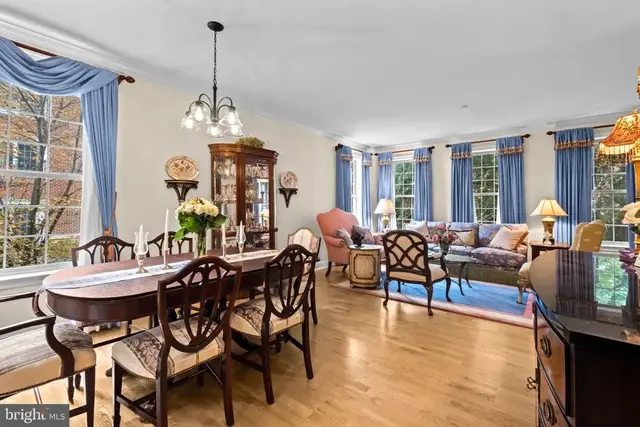 200 Admirals Way, Philadelphia