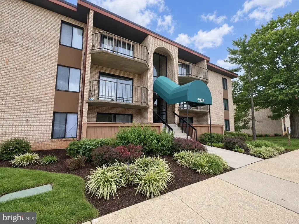 6932 Hanover Pkwy #203, GREENBELT