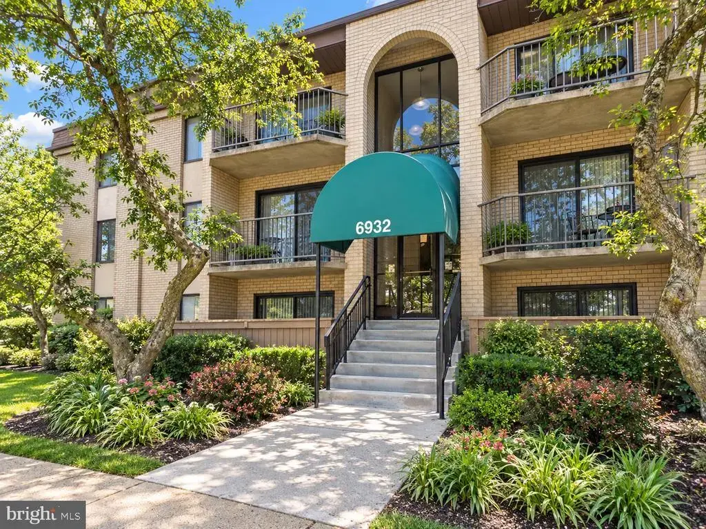 6932 Hanover Pkwy #203, GREENBELT