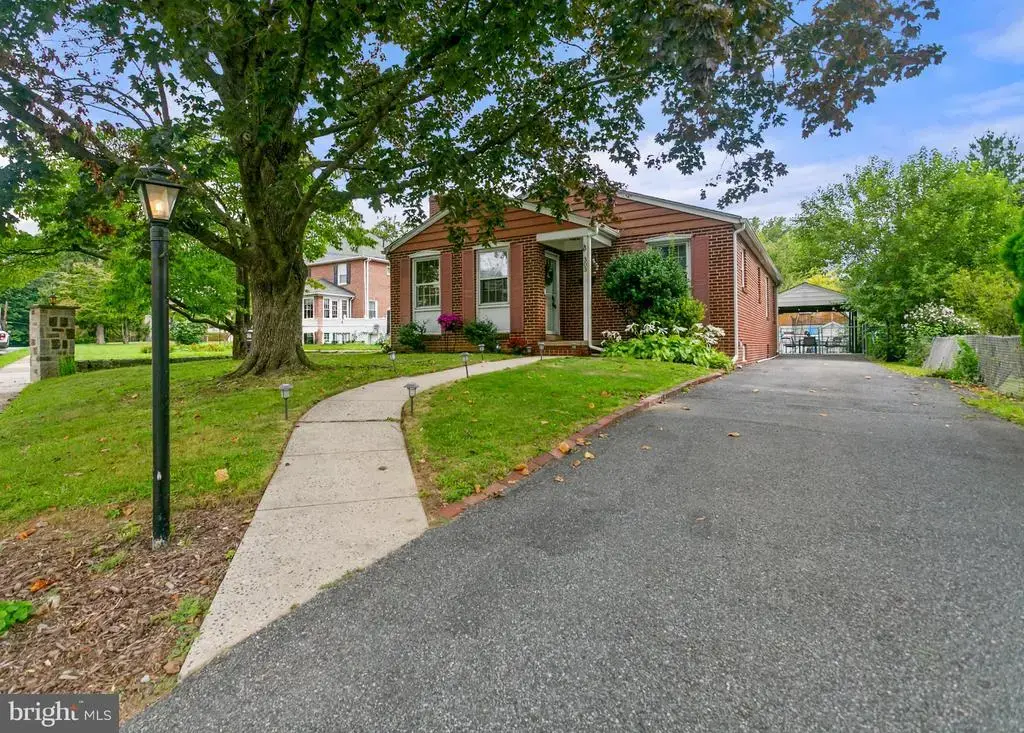 303 Inskeep Ave, GLENOLDEN