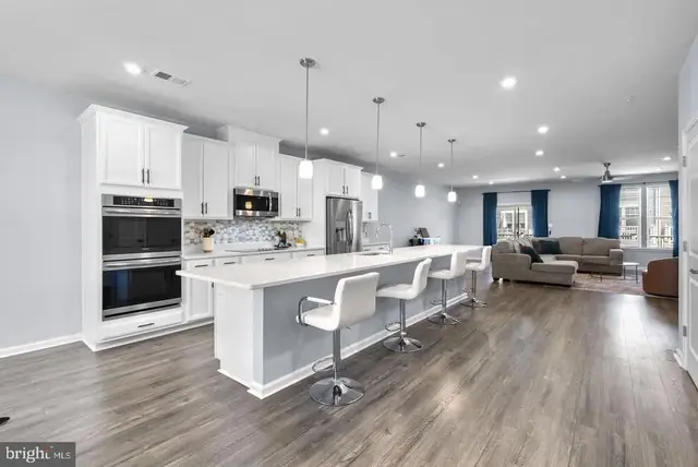 2708 Duvall Ridge Rd #415, Landover