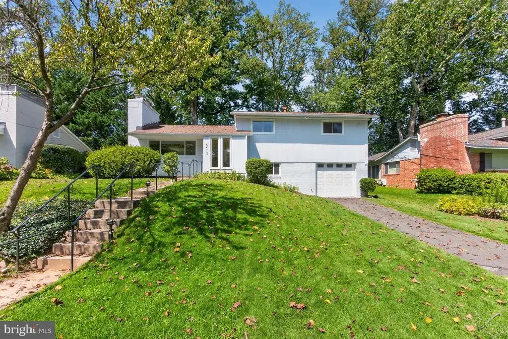 6413 Tone Dr, BETHESDA