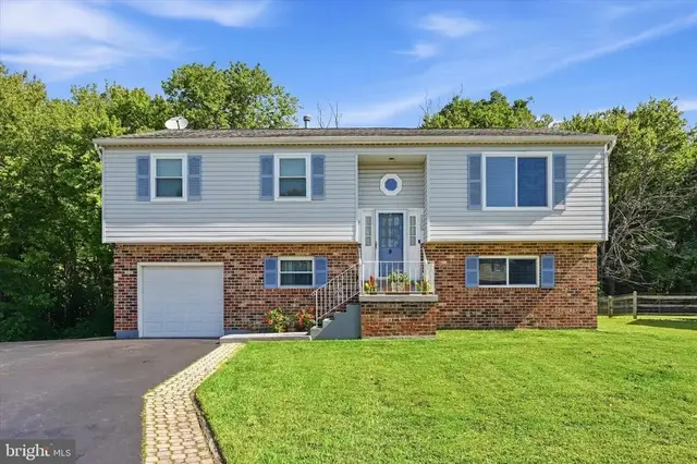 2309 Ferncroft Cir, Upper Chichester