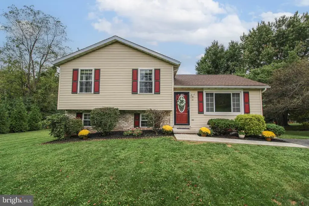 13 Foxtail Ct, SHREWSBURY
