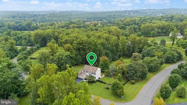35499 Broken Arrow Rd, Round Hill