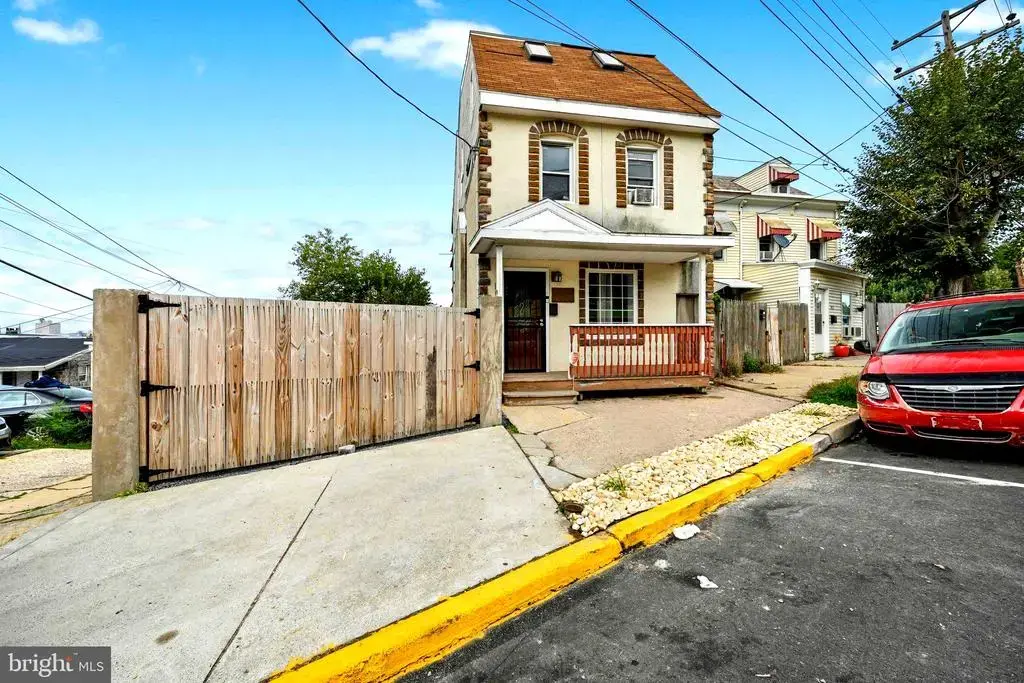 1019 South St, READING