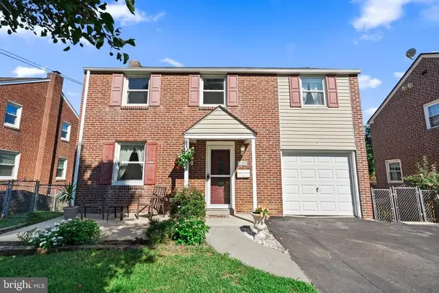 1709 Robinson Ave, Havertown