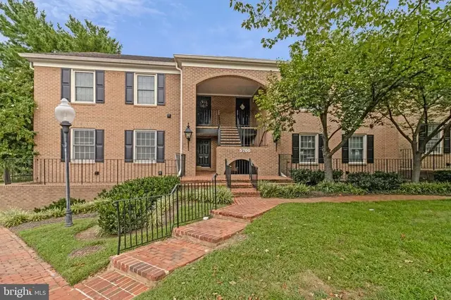 5700 Brewer House Cir #t1, Rockville