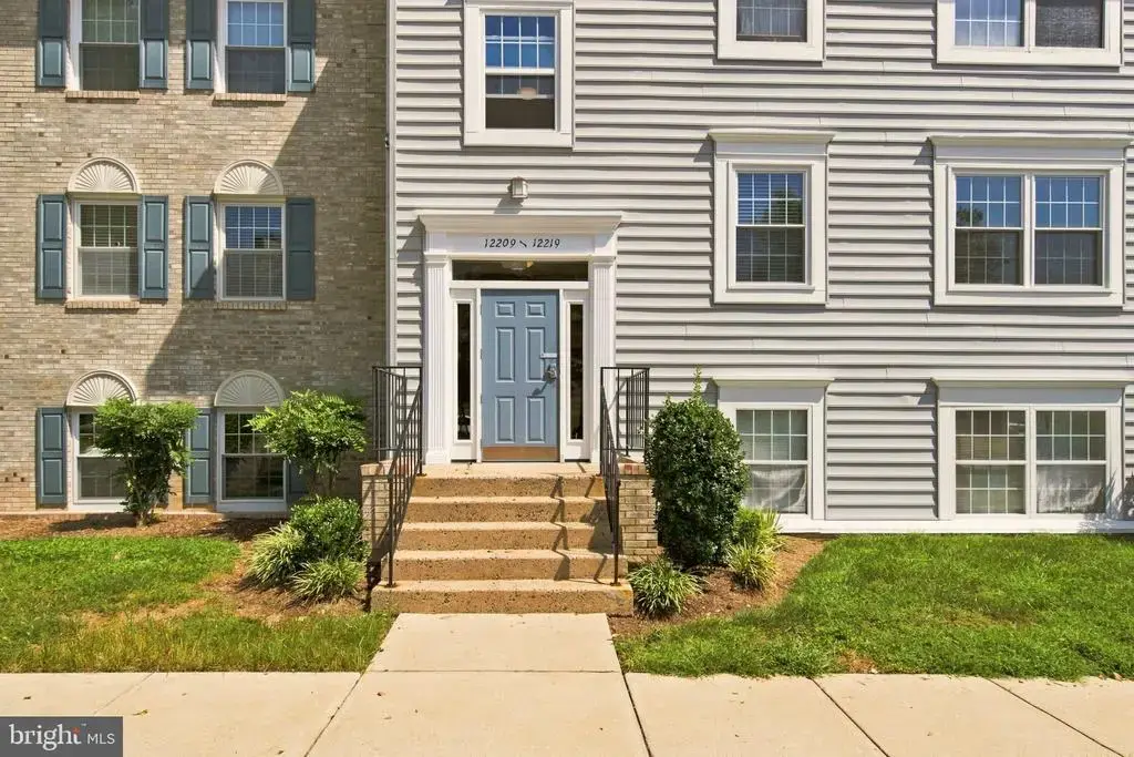 12213 Chaucer Ln, WOODBRIDGE