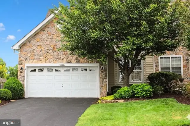 43760 Cog Hill Ter, Ashburn