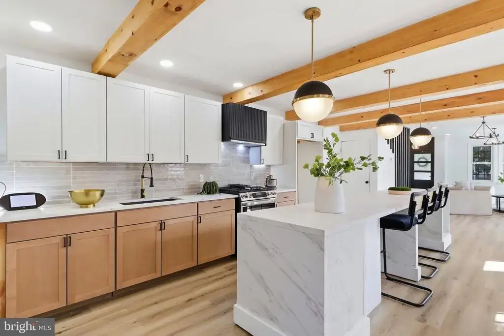 364 S Ann St Se, LANCASTER