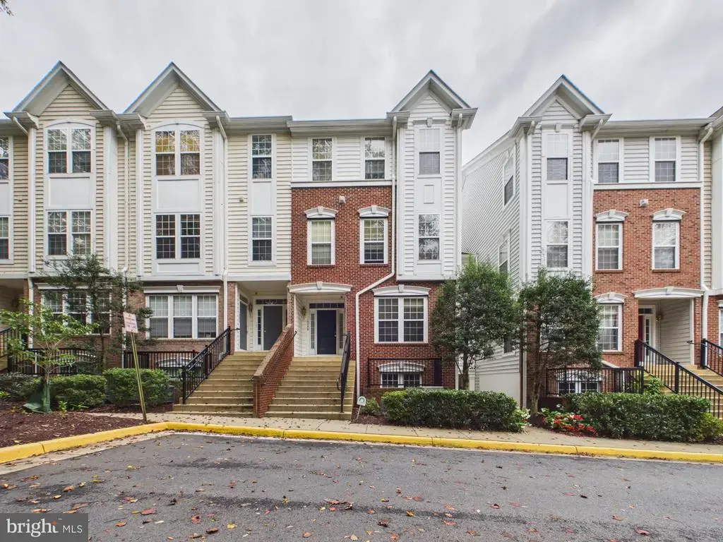 11626 - A Cavalier Landing Ct, FAIRFAX
