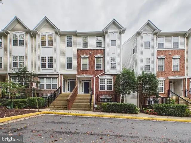 11626 - A Cavalier Landing Ct, Fairfax