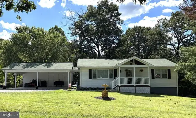455 Mountain Rd, Front Royal