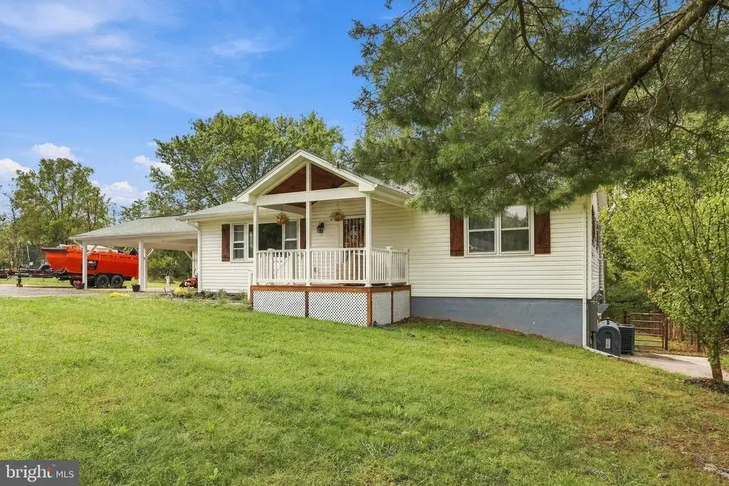 455 Mountain Rd, FRONT ROYAL