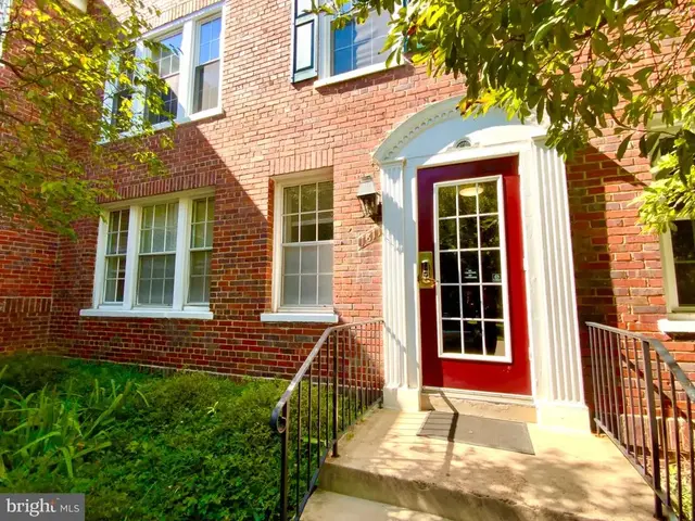 1811 Key Blvd #10526, Arlington