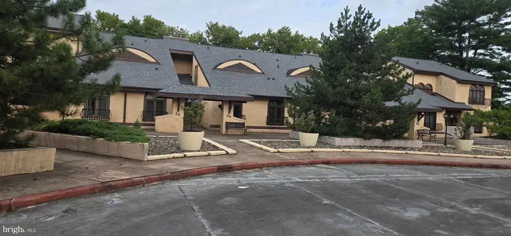 54 Centura #54, CHERRY HILL