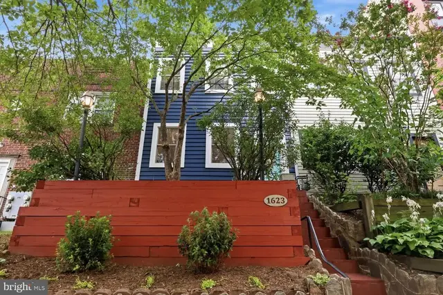 1623 Constitution Ave Ne, Washington